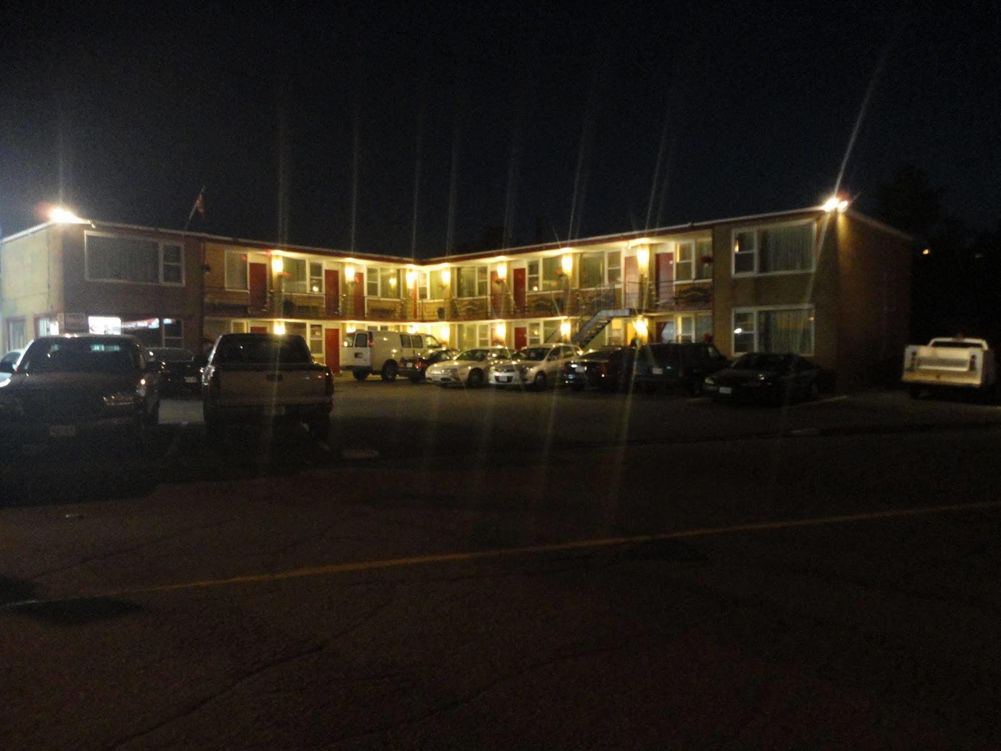 Imperial Fireside Inn サドバリー エクステリア 写真