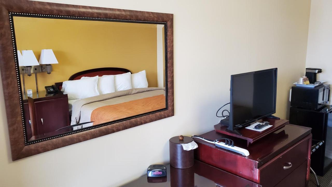 Imperial Fireside Inn サドバリー エクステリア 写真