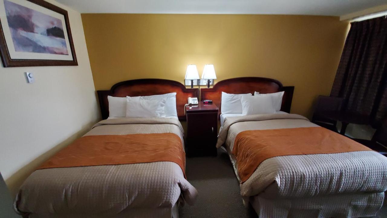 Imperial Fireside Inn サドバリー エクステリア 写真